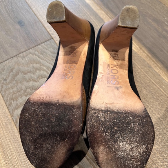 Kors Michael Kors Black Suede and Wood Heeds Size 10M - Picture 4 of 5
